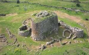 posti da visitare in sardegna d'inverno - nuraghe losa