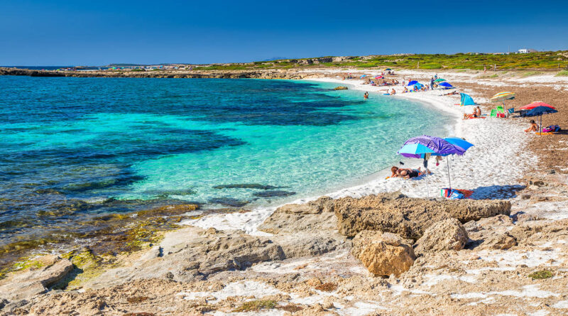 spiaggia is arutas